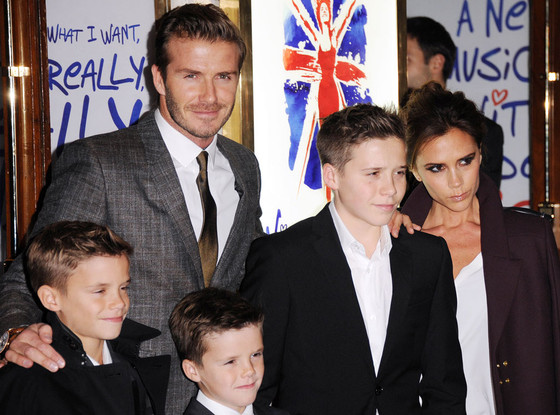 Romeo Beckham, David Beckham, Cruz Beckham, Brooklyn Beckham, Victoria Beckham Romeo Beckham, David Beckham, Cruz Beckham, Brooklyn Beckham, Victoria Beckham